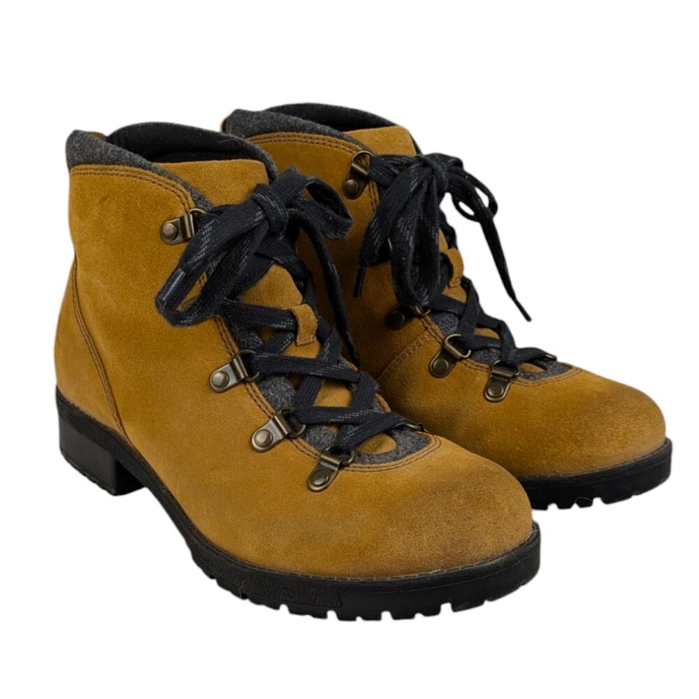 Clarks Faralyn Alpha Hiking Boots EUC $110 Size 8.5M    S3244